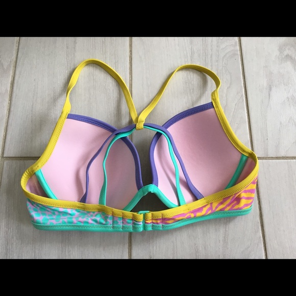 Victoria Secret The Fabulous Bikini Top 36C - Picture 2 of 4